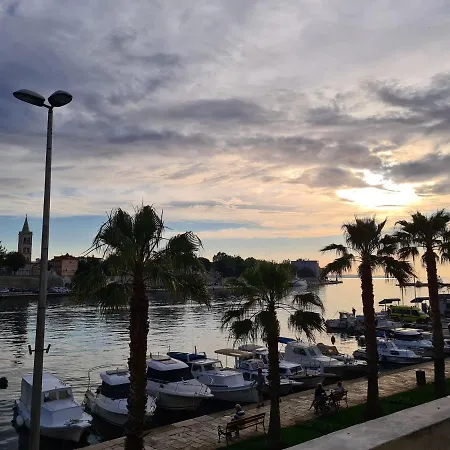 Sea View Lejlighed *